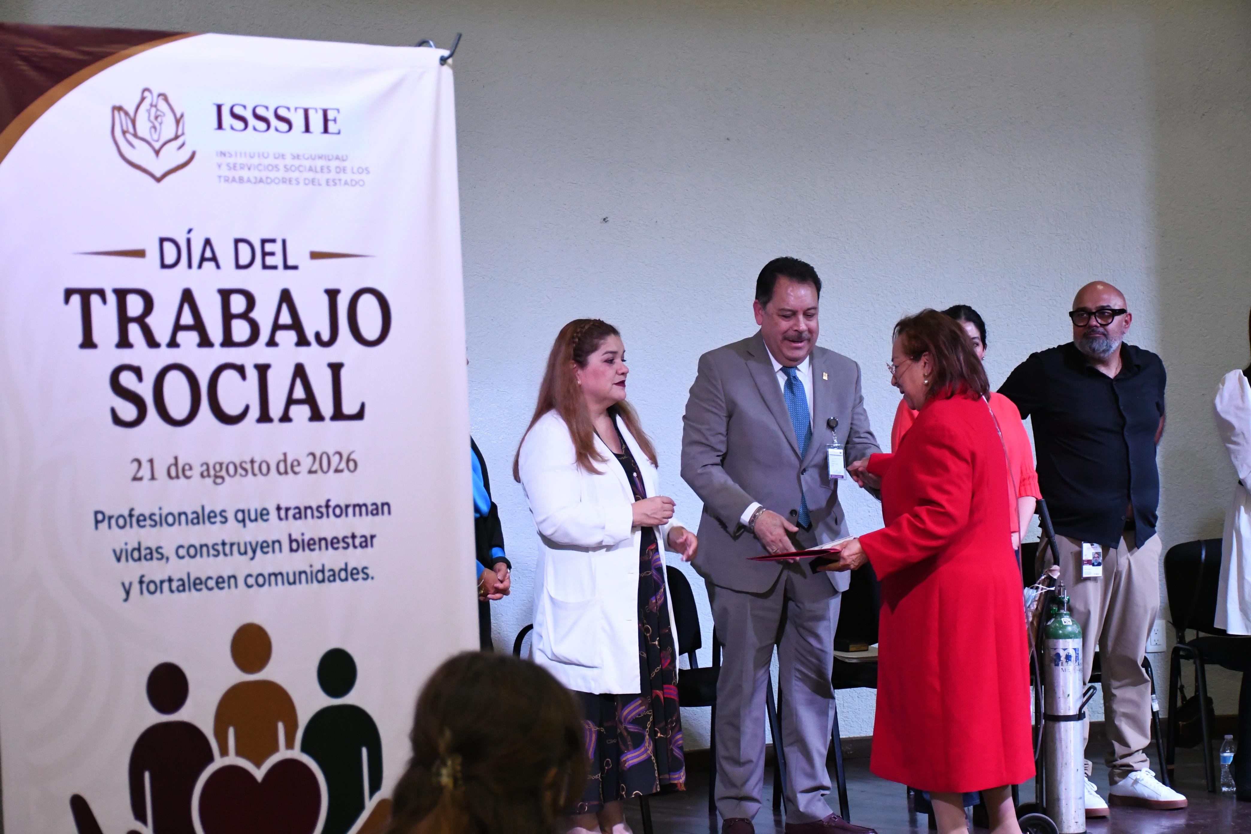  Conmemoracion del Dia del Trabajo Social  en el CMN "20 de Noviembre